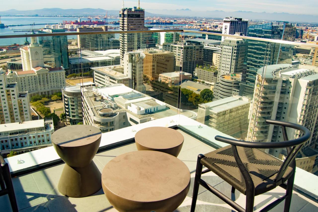 16 On Bree Luxury Studio Apartment With City Mountain Sea Views Kapstaden Eksteriør billede