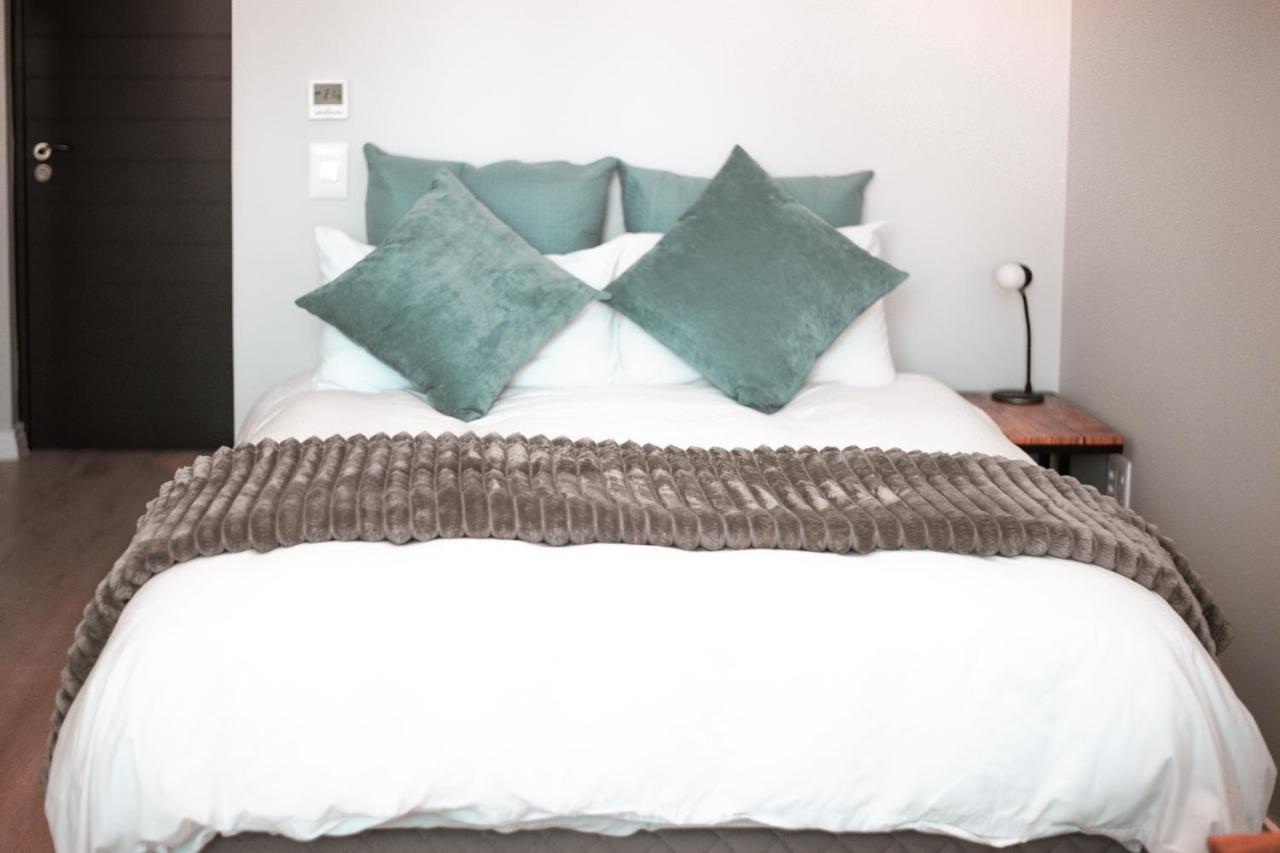 16 On Bree Luxury Studio Apartment With City Mountain Sea Views Kapstaden Eksteriør billede