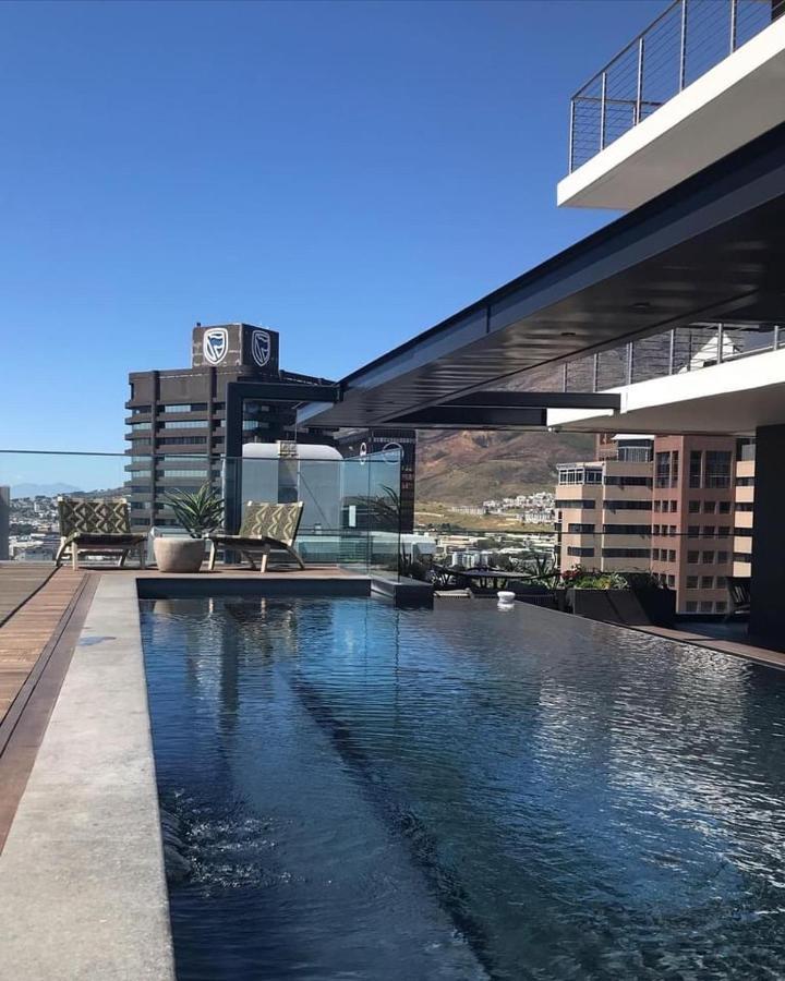 16 On Bree Luxury Studio Apartment With City Mountain Sea Views Kapstaden Eksteriør billede